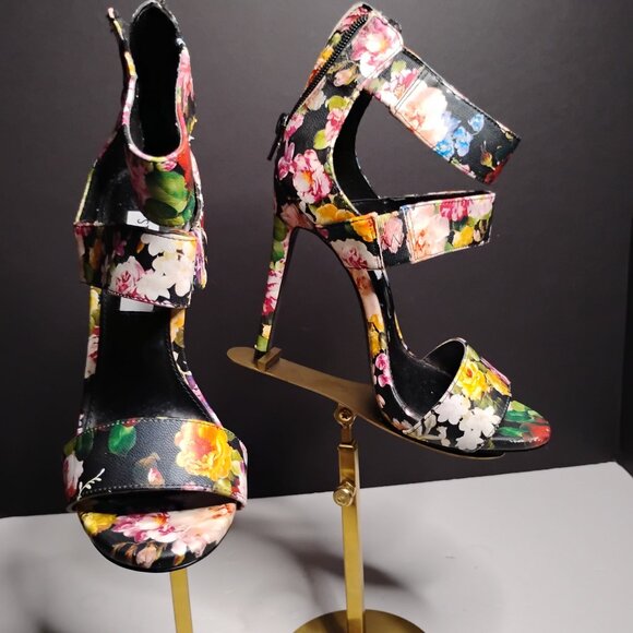 Steve Matten Floral Heels Open Toe and Studded Sandals Size 6 - Picture 2 of 16
